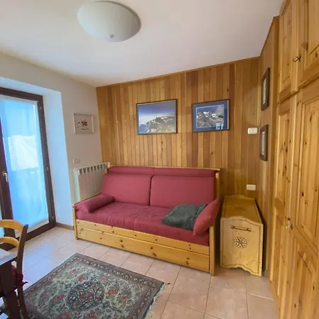 Casa Della Scultrice *