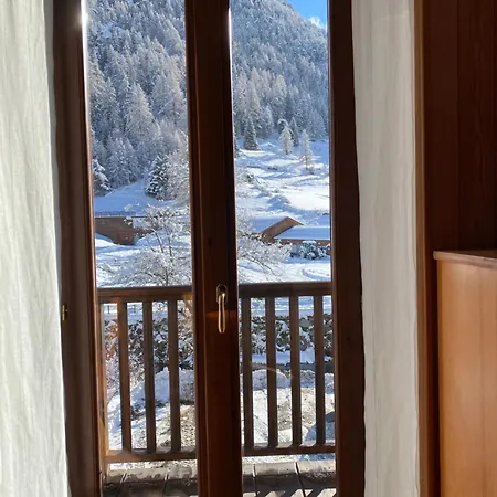 Casa Della Scultrice Appartement Champoluc
